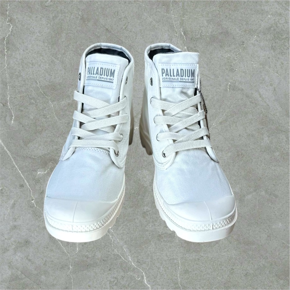 Pallatium NWB WSZ 7.5 star white high top Pampa‎ sneakers